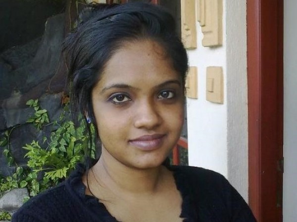  Vindya Harshani