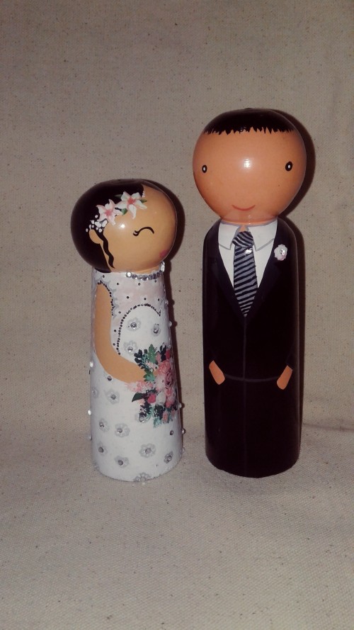 Wooden dolls.Bride & Groom