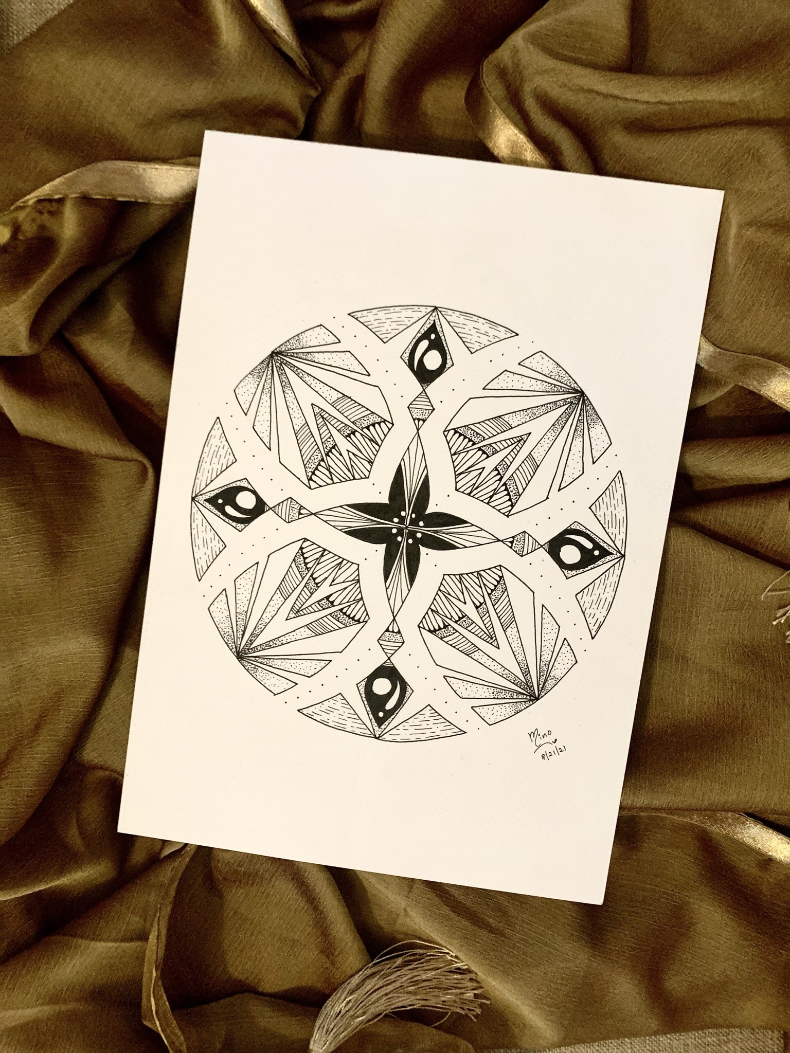 "Circolar" Geometric Mandala by Minoli Buultjens