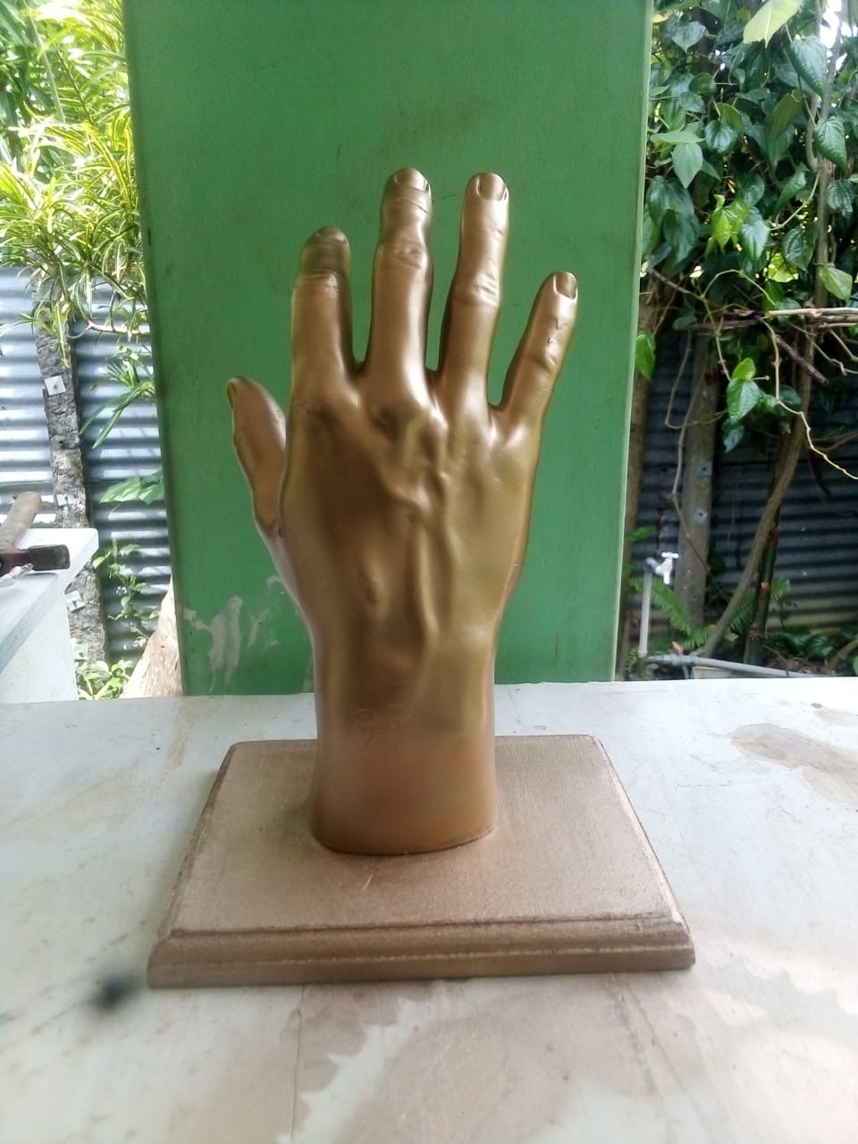 hand by mathavarajah srishanthan