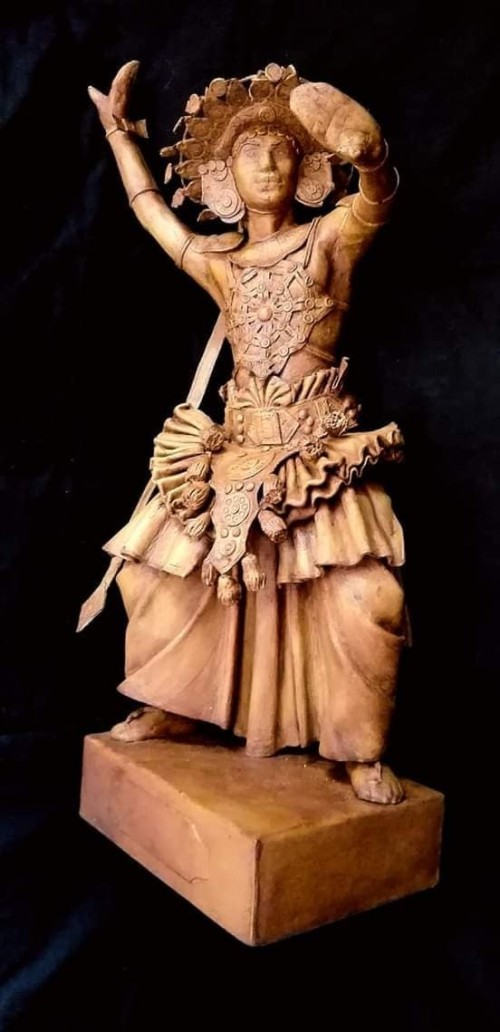Kandyan Dancer